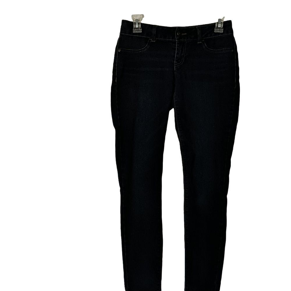 PEOPLE NEED KINDNESS LADIES SIZE 5  SKINNY JEANS